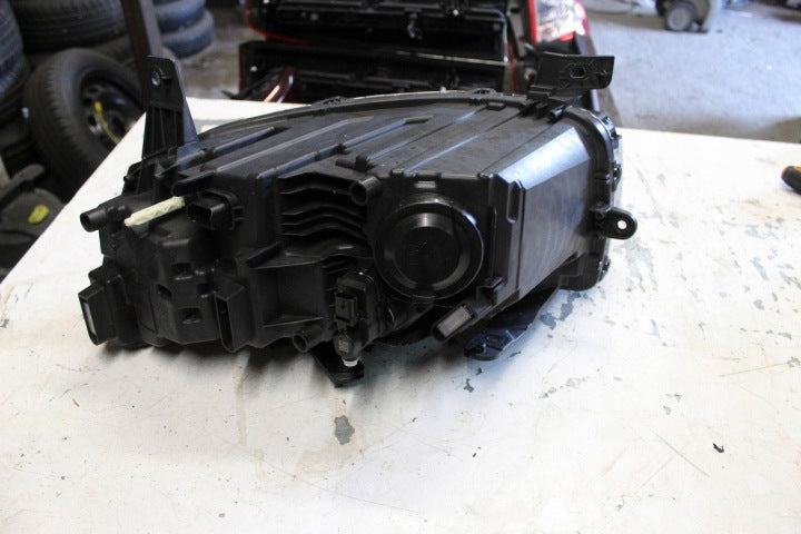 Frontscheinwerfer Dacia Duster 260107725R Rechts Scheinwerfer Headlight SCH7625302736pg