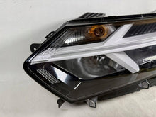Laden Sie das Bild in den Galerie-Viewer, Frontscheinwerfer Dacia Sandero III 260602561R Links Scheinwerfer Headlight SCH7628142699he