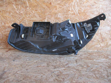 Laden Sie das Bild in den Galerie-Viewer, Frontscheinwerfer Ford Focus NX7B-13E014-CF Rechts Scheinwerfer Headlight SCH7628616316hs
