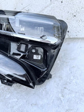 Laden Sie das Bild in den Galerie-Viewer, Frontscheinwerfer Renault 260103381R Rechts Scheinwerfer Headlight SCH7629776290lz