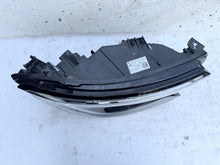 Laden Sie das Bild in den Galerie-Viewer, Frontscheinwerfer Renault 260103381R Rechts Scheinwerfer Headlight SCH7629776290lz