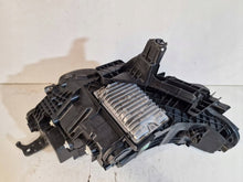 Laden Sie das Bild in den Galerie-Viewer, Frontscheinwerfer Volvo 80000628 Rechts Scheinwerfer Headlight SCH7633890016qo