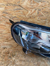 Laden Sie das Bild in den Galerie-Viewer, Frontscheinwerfer Peugeot Expert 9808572580 Rechts Scheinwerfer Headlight SCH7636182745sr