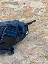 Laden Sie das Bild in den Galerie-Viewer, Frontscheinwerfer Peugeot Expert 9808572580 Rechts Scheinwerfer Headlight SCH7636182745sr