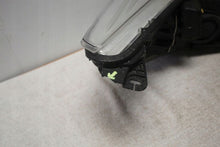 Laden Sie das Bild in den Galerie-Viewer, Frontscheinwerfer Ford Kuga CV44-13W030-AE Links Scheinwerfer Headlight SCH7643816953zo