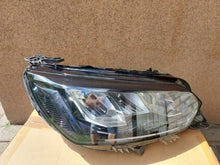 Laden Sie das Bild in den Galerie-Viewer, Frontscheinwerfer Peugeot II 208 9833036180 LED Rechts Scheinwerfer Headlight SCH7643958440xn