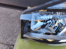 Laden Sie das Bild in den Galerie-Viewer, Frontscheinwerfer Opel Vivaro B Trafic III 260605173R Links Headlight SCH7645699667wk