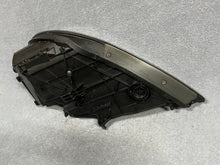 Load image into Gallery viewer, Frontscheinwerfer Porsche Panamera 970 97063107204 Xenon Rechts Headlight SCH7646800540px