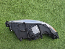 Laden Sie das Bild in den Galerie-Viewer, Frontscheinwerfer Volvo V70 30784248 89901008 Links Scheinwerfer Headlight SCH7648961175bm
