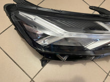 Laden Sie das Bild in den Galerie-Viewer, Frontscheinwerfer Dacia Sandero III Jogger 260101940R Rechts Headlight SCH7652979116hc