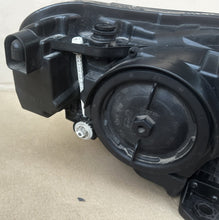 Load image into Gallery viewer, Frontscheinwerfer Skoda Superb III 3V1941015B Xenon Links Scheinwerfer Headlight SCH7655707939es