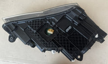 Load image into Gallery viewer, Frontscheinwerfer Skoda Superb III 3V1941015B Xenon Links Scheinwerfer Headlight SCH7655707939es