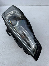 Laden Sie das Bild in den Galerie-Viewer, Frontscheinwerfer Audi A5 8T0941005D Links Scheinwerfer Headlight SCH7660421013zg