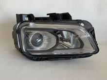 Laden Sie das Bild in den Galerie-Viewer, Frontscheinwerfer Hyundai Kona 92102J9050 Rechts Scheinwerfer Headlight SCH7665010496ae