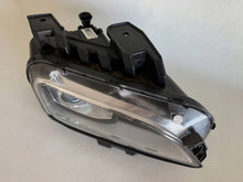 Laden Sie das Bild in den Galerie-Viewer, Frontscheinwerfer Hyundai Kona 92102J9050 Rechts Scheinwerfer Headlight SCH7665010496ae