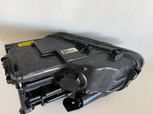 Laden Sie das Bild in den Galerie-Viewer, Frontscheinwerfer Hyundai Kona 92102J9050 Rechts Scheinwerfer Headlight SCH7665010496ae