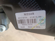 Laden Sie das Bild in den Galerie-Viewer, Frontscheinwerfer Nissan Nv200 26010BJ10A Rechts Scheinwerfer Headlight SCH7666856359se