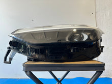 Laden Sie das Bild in den Galerie-Viewer, Frontscheinwerfer VW 14B941035A Links Scheinwerfer Headlight SCH7667049635tb