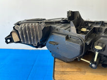 Laden Sie das Bild in den Galerie-Viewer, Frontscheinwerfer VW 14B941035A Links Scheinwerfer Headlight SCH7667049635tb