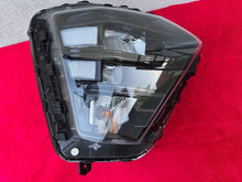 Load image into Gallery viewer, Frontscheinwerfer Hyundai Kona 92102BE050 Rechts Scheinwerfer Headlight SCH7667065834ur