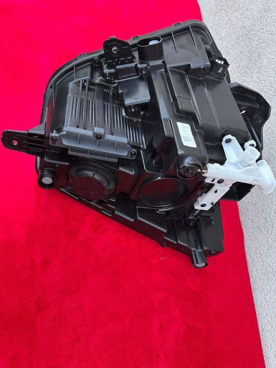 Frontscheinwerfer Hyundai Kona 92102BE050 Rechts Scheinwerfer Headlight SCH7667065834ur