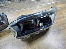 Laden Sie das Bild in den Galerie-Viewer, Frontscheinwerfer Kia Xceed J7921-62550 Links Scheinwerfer Headlight SCH7667741631ca