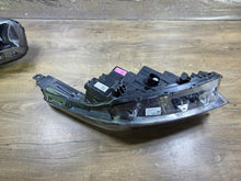 Laden Sie das Bild in den Galerie-Viewer, Frontscheinwerfer Kia Xceed J7921-62550 Links Scheinwerfer Headlight SCH7667741631ca