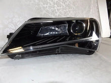 Laden Sie das Bild in den Galerie-Viewer, Frontscheinwerfer Skoda Superb III 3V1941015 Xenon Links Scheinwerfer Headlight SCH7672520138cz