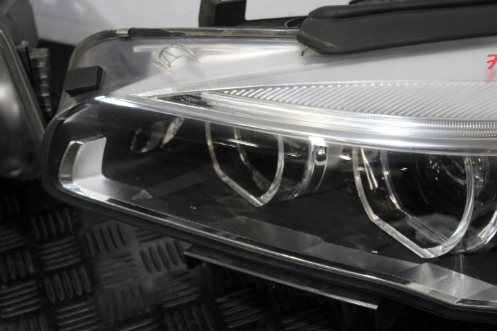 Frontscheinwerfer BMW 2 Active Tourer F45 7422580 Xenon Rechts oder Links SCH7679678168vf
