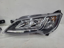 Laden Sie das Bild in den Galerie-Viewer, Frontscheinwerfer Fiat Ducato 48100748 Ein Satz Scheinwerfer Headlight SCH7681009743pv