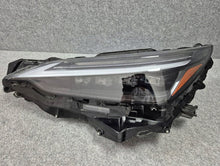 Laden Sie das Bild in den Galerie-Viewer, Frontscheinwerfer Lexus Nx II 81150-F6010 Links Scheinwerfer Headlight SCH7681140120rj