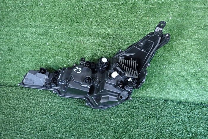 Frontscheinwerfer Toyota Corolla 81110-02X10 Rechts Scheinwerfer Headlight SCH7683294791sy