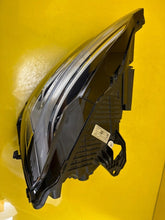 Laden Sie das Bild in den Galerie-Viewer, Frontscheinwerfer Volvo Xc60 II 32133544 LED Links Scheinwerfer Headlight SCH7686522147dq
