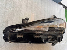 Laden Sie das Bild in den Galerie-Viewer, Frontscheinwerfer Mg LV4B13E016A Links Scheinwerfer Headlight SCH7687779241dt