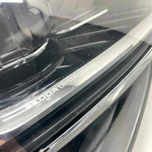 Laden Sie das Bild in den Galerie-Viewer, Frontscheinwerfer Skoda Superb III 3V1941016D Rechts Scheinwerfer Headlight SCH7687932483az