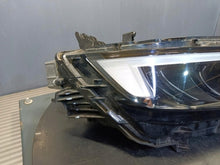 Laden Sie das Bild in den Galerie-Viewer, Frontscheinwerfer Opel Astra L 9858777180 Rechts Scheinwerfer Headlight SCH7691326066pm