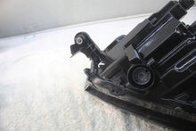 Load image into Gallery viewer, Frontscheinwerfer Skoda Scala 657941016 Rechts Scheinwerfer Headlight SCH7700483557jj