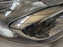 Load image into Gallery viewer, Frontscheinwerfer Opel Meriva B 13372320 Rechts Scheinwerfer Headlight SCH7703898447vr