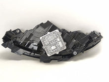 Laden Sie das Bild in den Galerie-Viewer, Frontscheinwerfer Land Rover Range Evoque L551 II R8D213W029EB LED Rechts SCH7716764058xo