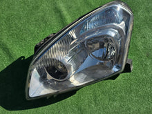 Laden Sie das Bild in den Galerie-Viewer, Frontscheinwerfer Nissan Qashqai I 26060JD90A Links Scheinwerfer Headlight SCH7719832089ge