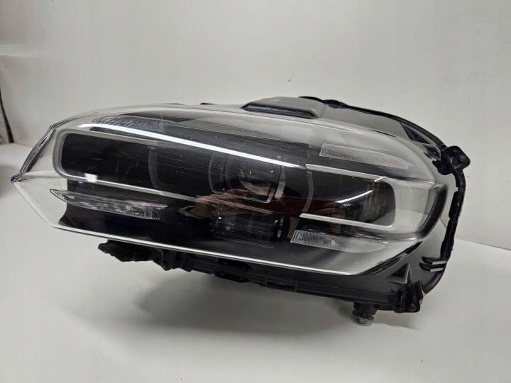 Frontscheinwerfer Porsche Taycan 9J1941031F Full LED Links Headlight SCH7721588593ew