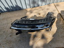 Load image into Gallery viewer, Frontscheinwerfer Renault Megane E Tech 260607213R LED Links Headlight SCH7724401302uq