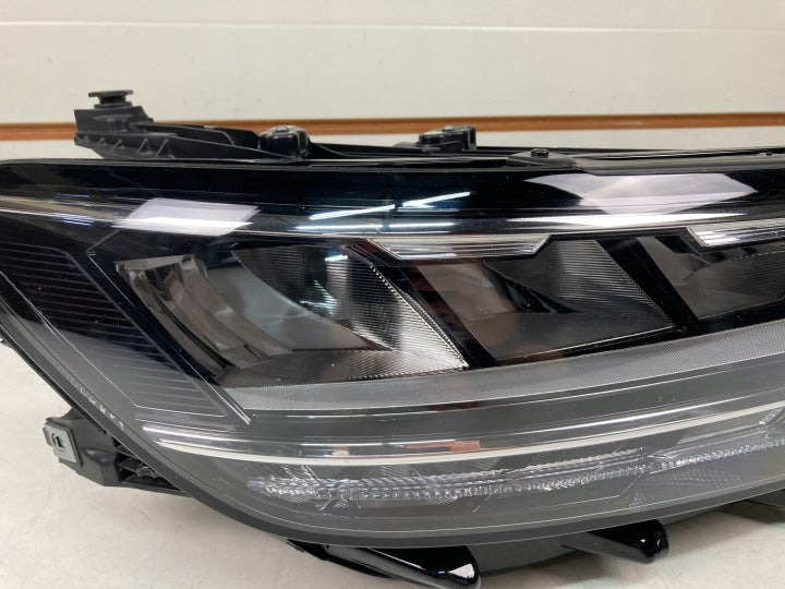 Frontscheinwerfer VW Passat B8 3G1941036Q LED Rechts Scheinwerfer Headlight SCH7732277086zi
