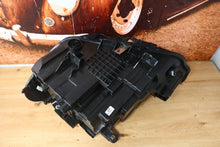 Laden Sie das Bild in den Galerie-Viewer, Frontscheinwerfer BMW X1 F48 7472250 Rechts Scheinwerfer Headlight SCH7736947336mt