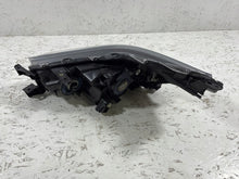 Laden Sie das Bild in den Galerie-Viewer, Frontscheinwerfer Toyota Hilux VIII 81110-0KK60 Rechts Scheinwerfer Headlight SCH7737682739cu