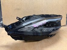 Laden Sie das Bild in den Galerie-Viewer, Frontscheinwerfer Nissan Qashqai III J12 10108-8D02F Full LED Rechts Headlight SCH7737789533fo