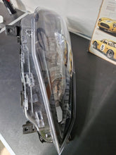 Load image into Gallery viewer, Frontscheinwerfer Seat I 6F1941006F Rechts Scheinwerfer Headlight SCH7742900674oh
