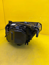 Laden Sie das Bild in den Galerie-Viewer, Frontscheinwerfer BMW 5 E60 E61 E61KOD 85122000 Xenon Rechts Headlight SCH7743021705lw