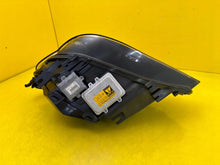 Laden Sie das Bild in den Galerie-Viewer, Frontscheinwerfer BMW 5 E60 E61 E61KOD 85122000 Xenon Rechts Headlight SCH7743021705lw