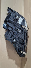 Laden Sie das Bild in den Galerie-Viewer, Frontscheinwerfer BMW 5 G31 G30 8499122 Rechts Scheinwerfer Headlight SCH7744207302rp